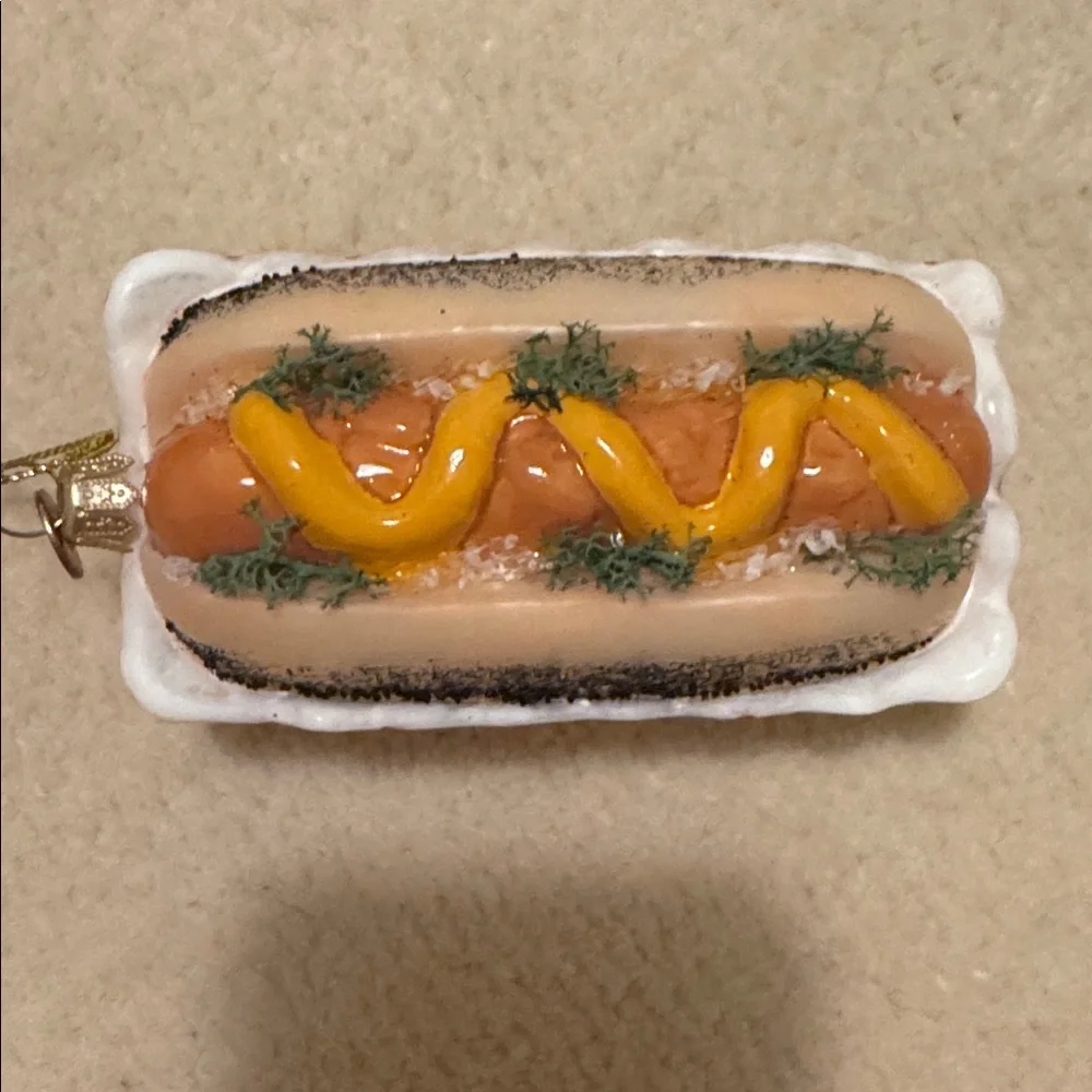 Williams Sonoma holiday ornament set - Champagne, Hot Dog and pita bread.